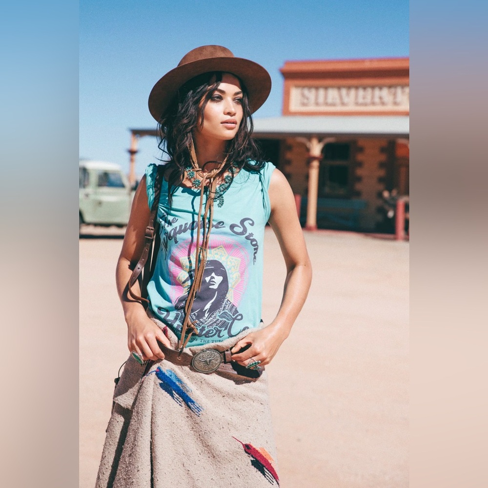 NWT Spell Turquoise Stone Hunter Tee Size Large
